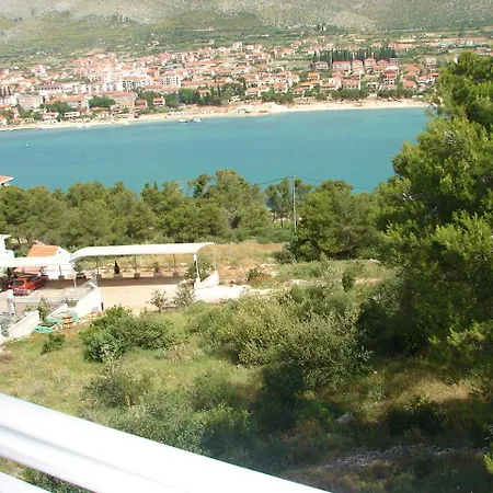 Apartments Mara Trogir Exterior photo